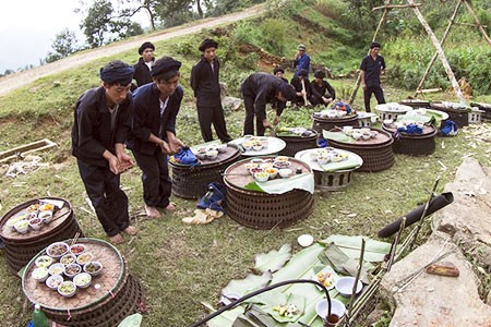 Crop blessing rite of the Ha Nhi - ảnh 1