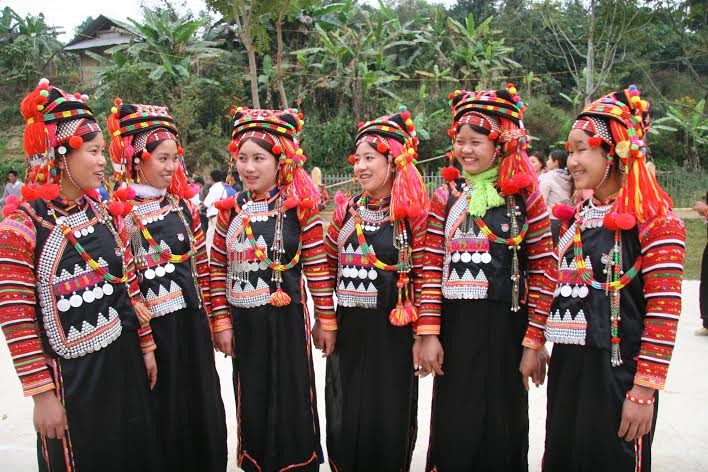 Costumes of the Ha Nhi - ảnh 2