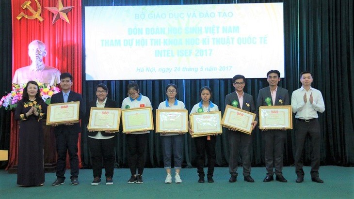 Vietnam ranks 3rd at Intel Isef 2017 - ảnh 1