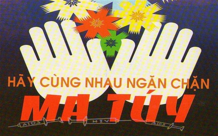 Action Month against drugs launched nationwide - ảnh 1