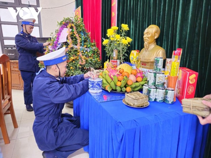 Spring comes early on Bạch Long Vĩ island - ảnh 2