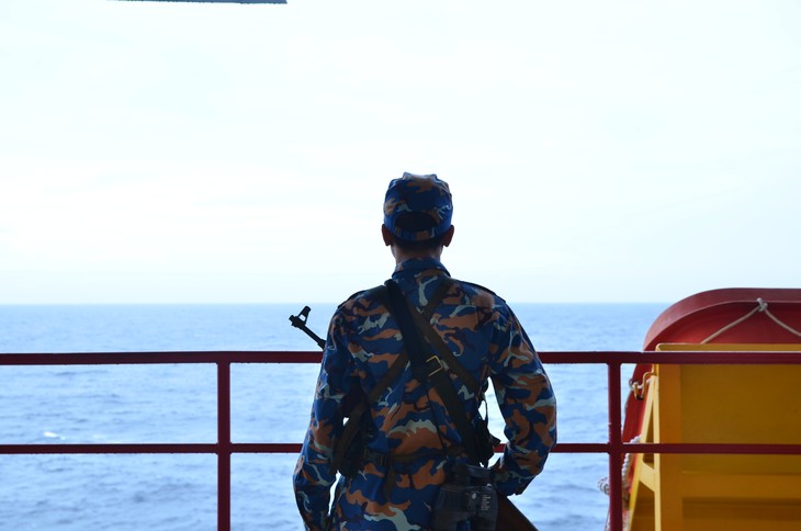 Naval soldiers on DK1 platform celebrate Tet - ảnh 3