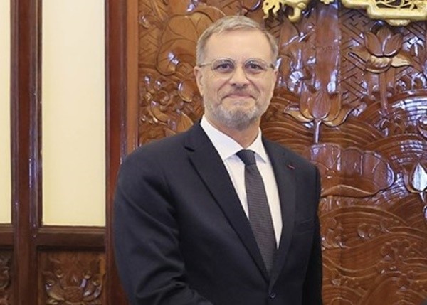 Vietnam, France together look towards the future  - ảnh 2