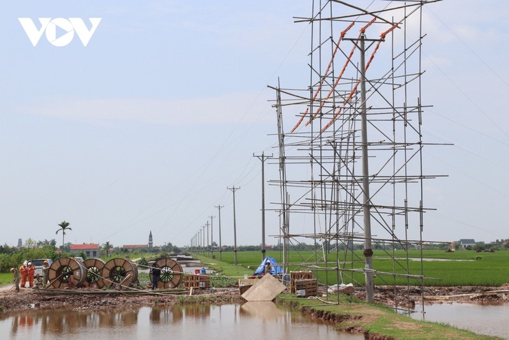 500kV circuit-3 line soon to be in operation - ảnh 1