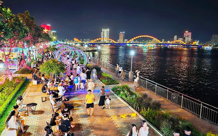 Da Nang promotes nightlife economy - ảnh 2