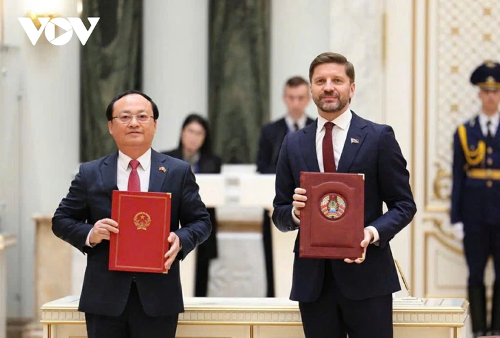 VOV, National State TV and Radio Company of Belarus sign cooperation agreement - ảnh 1