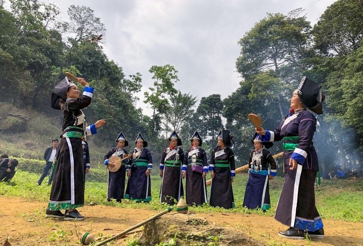 Round musical instrument, the soul of Pa Di culture - ảnh 2
