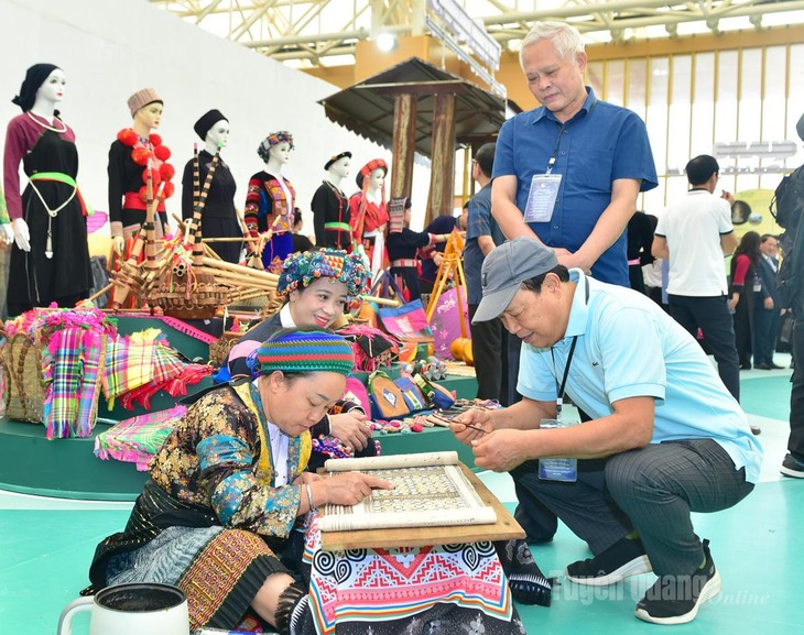 34 provinces and cites featured in National Achievement Exhibition - ảnh 3