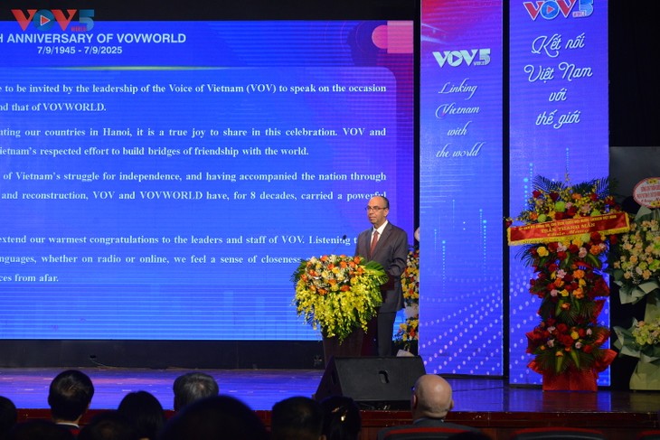 VOVWorld celebrates 80th anniversary, honors winners of “What do you know about Vietnam?” contest - ảnh 8