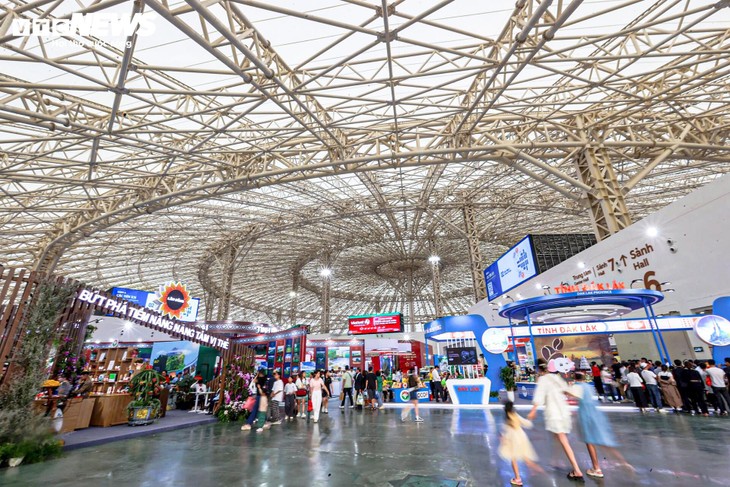 Autumn Fair 2025 inspires innovation, cooperation, development - ảnh 3