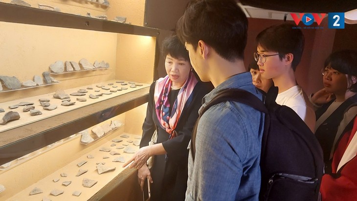 Archaeological discoveries from Vuon Chuoi exhibited - ảnh 2