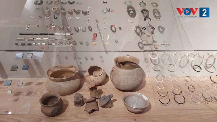Archaeological discoveries from Vuon Chuoi exhibited - ảnh 3