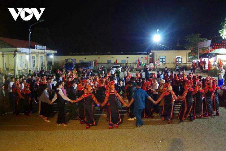 Where dances circle and epics sing, Ha Nhi culture endures - ảnh 3