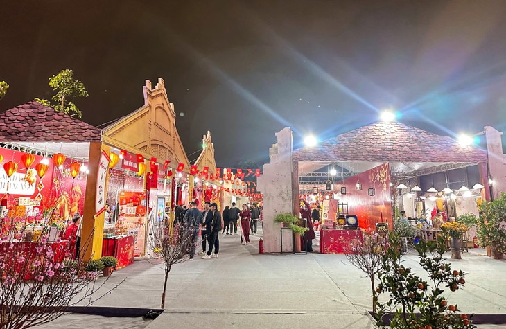 “Tet is happiness” honors traditional values - ảnh 2