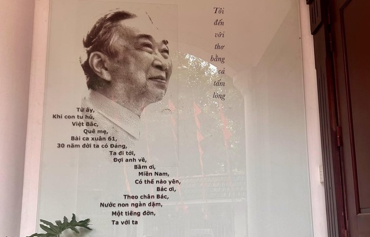 To Huu Museum, where poetry intertwines with national history - ảnh 1