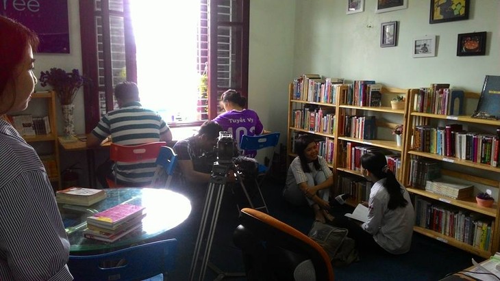 Bfree library boosts reading habit - ảnh 1