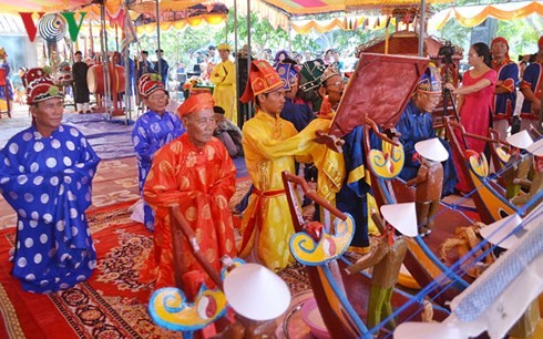 Ly Son Island commemorates sailors of Hoang Sa flotilla - ảnh 1