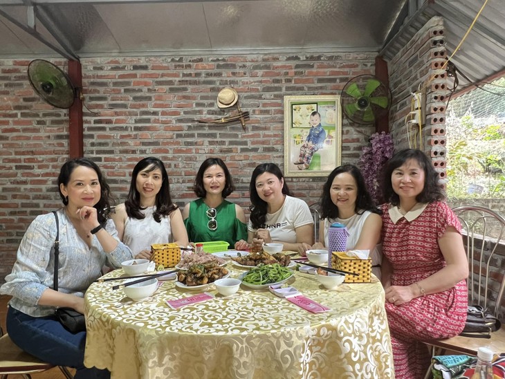Villagers do community tourism on Cat Ba Island - ảnh 3