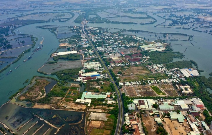 Students contribute ideas to develop “zero carbon” urban area in Vung Tau - ảnh 1