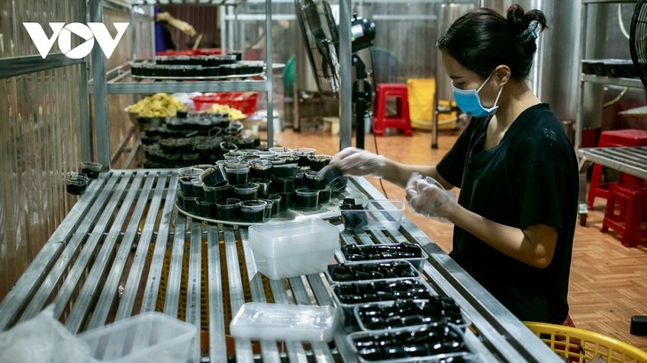Thach An black grass jelly, a favorite specialty of Cao Bang province - ảnh 2
