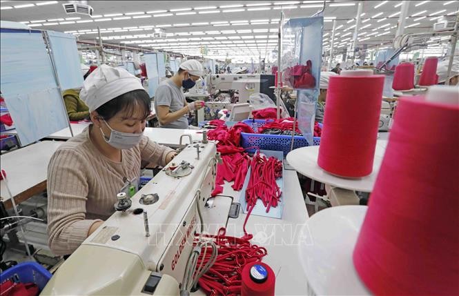 European firms hope for Vietnam’s continuous policy adjustments: EuroCham survey - ảnh 1