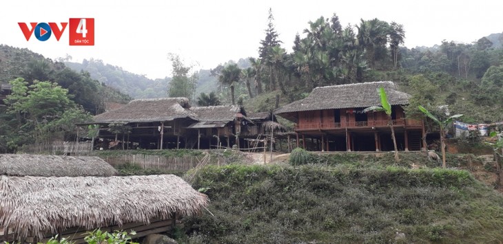 Ban Lien commune emerges as tourist destination in northern mountains - ảnh 2