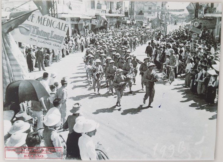 National archives on Hanoi liberation introduced - ảnh 2