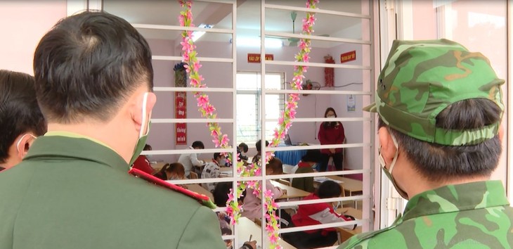 Ha Giang’s border guard station supports school children  - ảnh 2