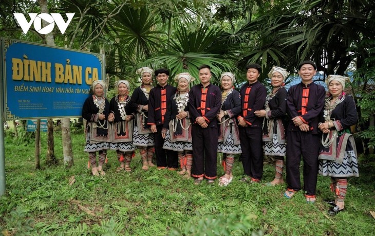 Spring arrives in Dao ethnic hamlet - ảnh 1