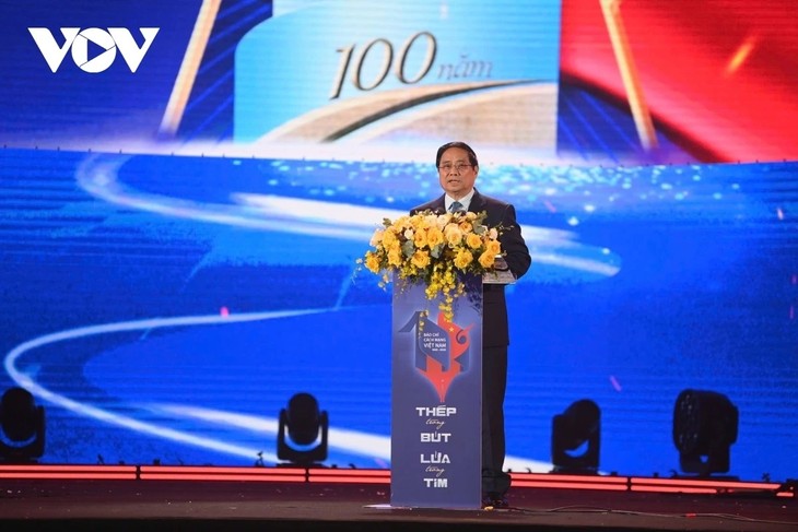 Press fuels development aspirations, creates new national values: PM - ảnh 1