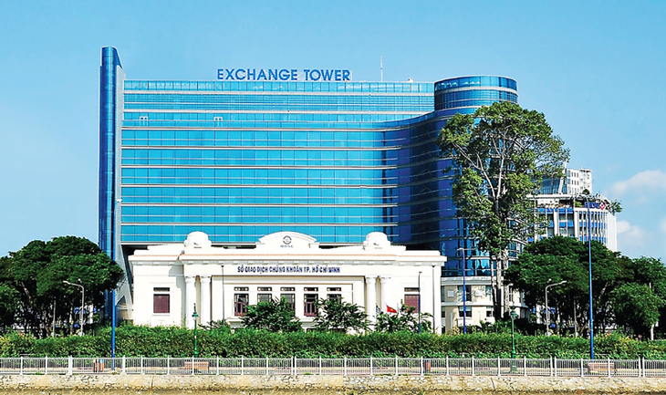 After 25 years, Vietnam's stock market has 1,600 listed companies  - ảnh 1