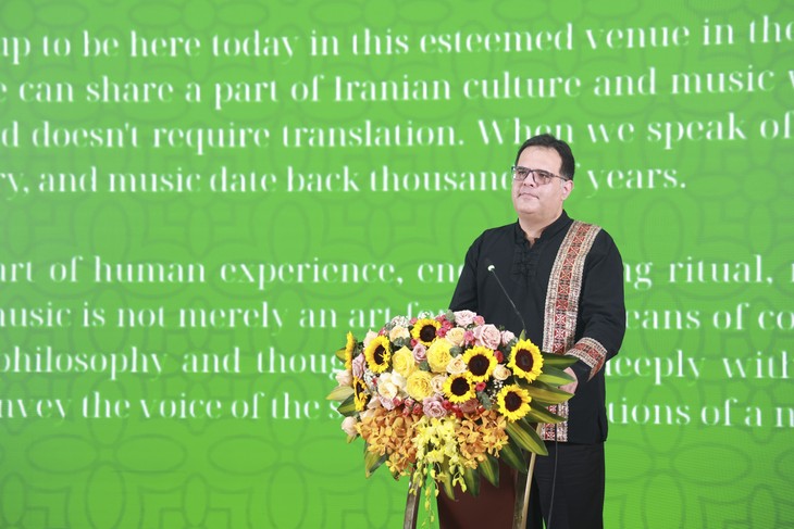 Iranian traditional music builds friendship between Iran and Vietnam - ảnh 3
