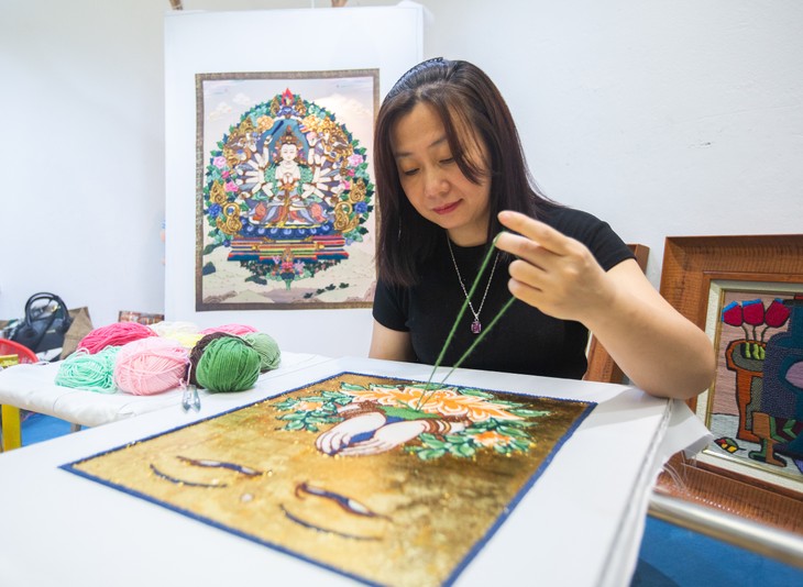 Wool embroidered paintings: a pathway to vocational guidance for youth with special needs - ảnh 3