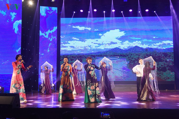 Toàn cảnh Liên hoan văn nghệ quần chúng VOV khu vực phía Bắc năm 2019 - ảnh 7