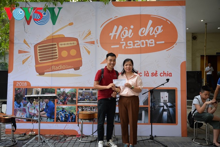 Tưng bừng Hội chợ VOV chào mừng 74 năm Ngày thành lập Đài TNVN - ảnh 12