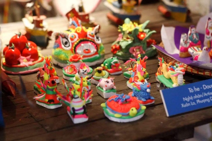Hoạt động văn hóa Tết Trung thu truyền thống năm 2019 tại Hà Nội thu hút du khách - ảnh 6