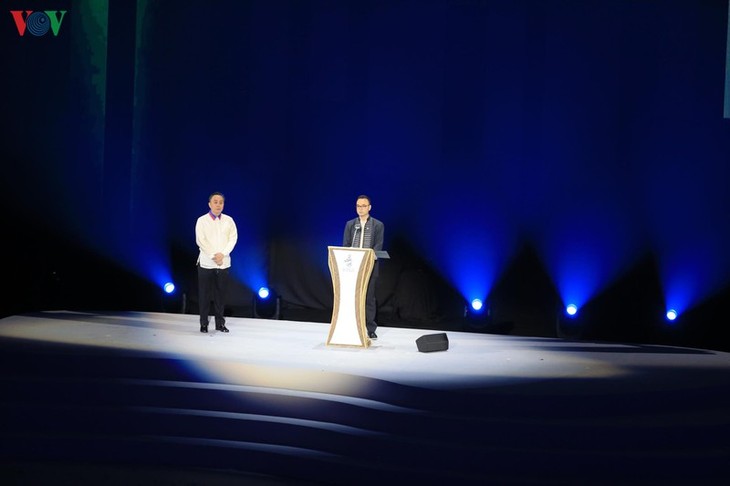 Toàn cảnh lễ khai mac Sea Games 30 - ảnh 5