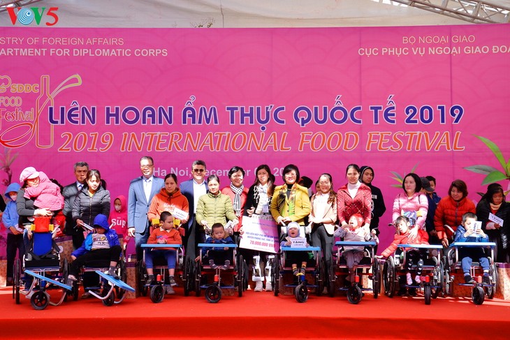 Đa dạng sắc màu văn hóa tại Liên hoan ẩm thực quốc tế 2019 - ảnh 2