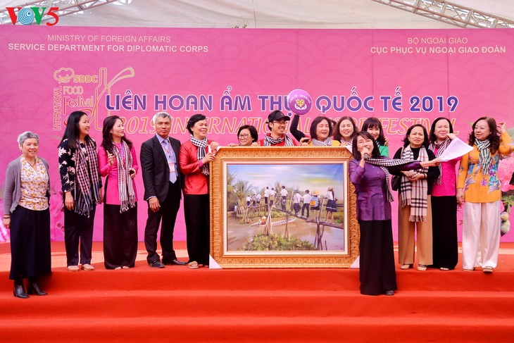 Đa dạng sắc màu văn hóa tại Liên hoan ẩm thực quốc tế 2019 - ảnh 3