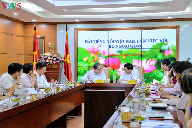 VOV là thương hiệu lớn, có sức lôi cuốn lớn đối với đồng bào Việt Nam xa Tổ quốc - ảnh 9