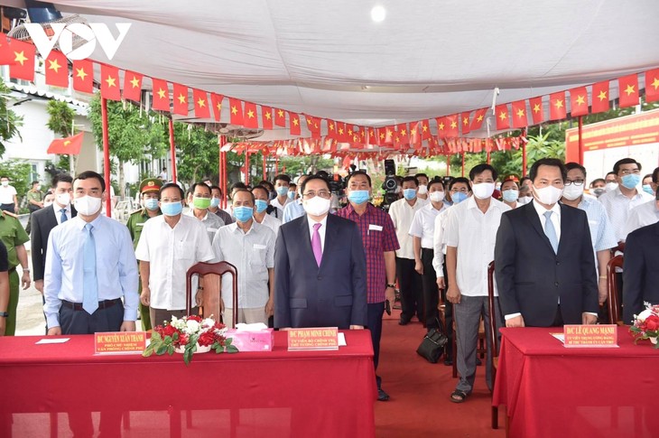 Lãnh đạo Đảng, Nhà nước thực hiện quyền bầu cử tại các thành phố lớn - ảnh 13