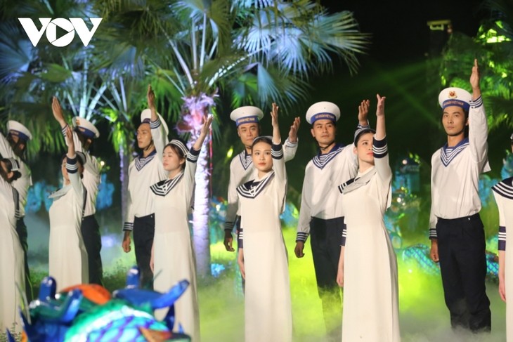 Festival Áo dài Quảng Ninh 2022 - ảnh 4