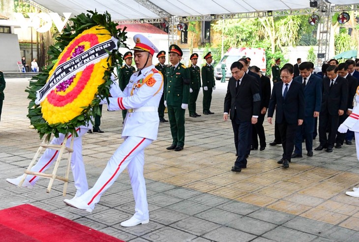 Cập nhật: Lễ viếng Tổng Bí thư Nguyễn Phú Trọng ngày 26/7 - ảnh 46