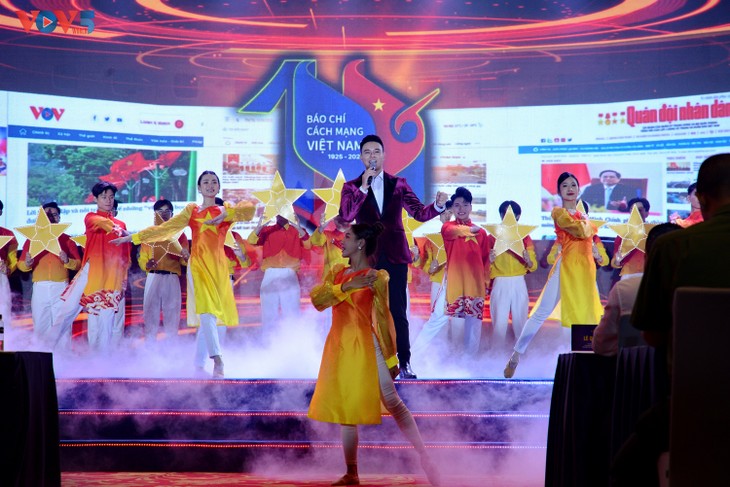 Tưng bừng khai mạc Hội báo toàn quốc 2025 - ảnh 7