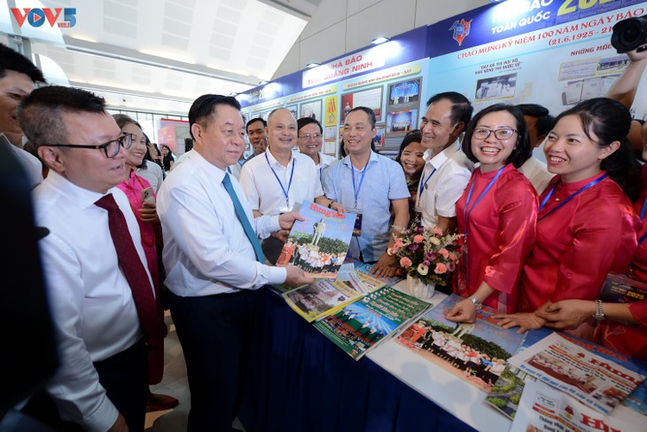Tưng bừng khai mạc Hội báo toàn quốc 2025 - ảnh 14