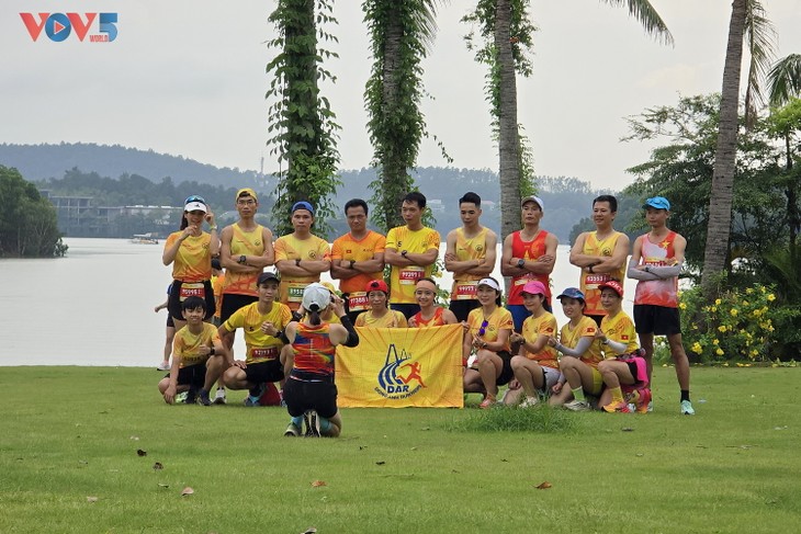 Rực rỡ sắc màu tại đường chạy VTV LPBank - Nhịp điệu xuyên thời gian - ảnh 3