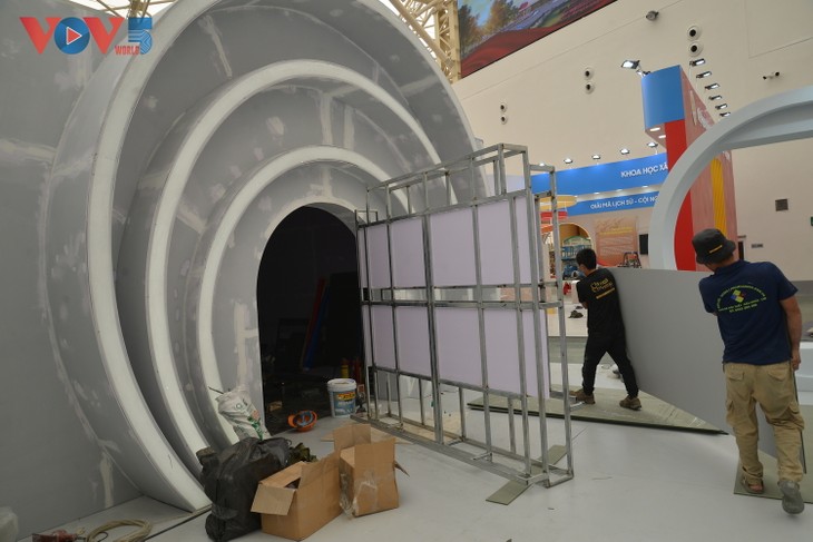 VOV nỗ lực chuẩn bị tái hiện lịch sử tại Triển lãm 80 năm hành trình Độc lập-Tự do-Hạnh phúc - ảnh 9
