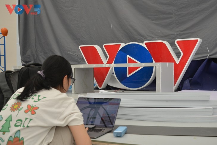 VOV nỗ lực chuẩn bị tái hiện lịch sử tại Triển lãm 80 năm hành trình Độc lập-Tự do-Hạnh phúc - ảnh 11