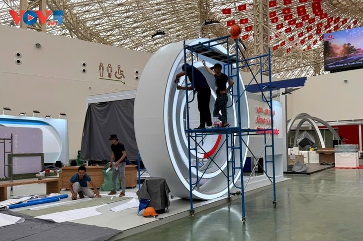 VOV nỗ lực chuẩn bị tái hiện lịch sử tại Triển lãm 80 năm hành trình Độc lập-Tự do-Hạnh phúc - ảnh 10