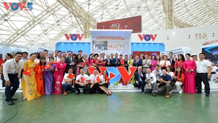 Ấn tượng trải nghiệm gian trưng bày của VOV tại Triển lãm quốc gia A80 - ảnh 1